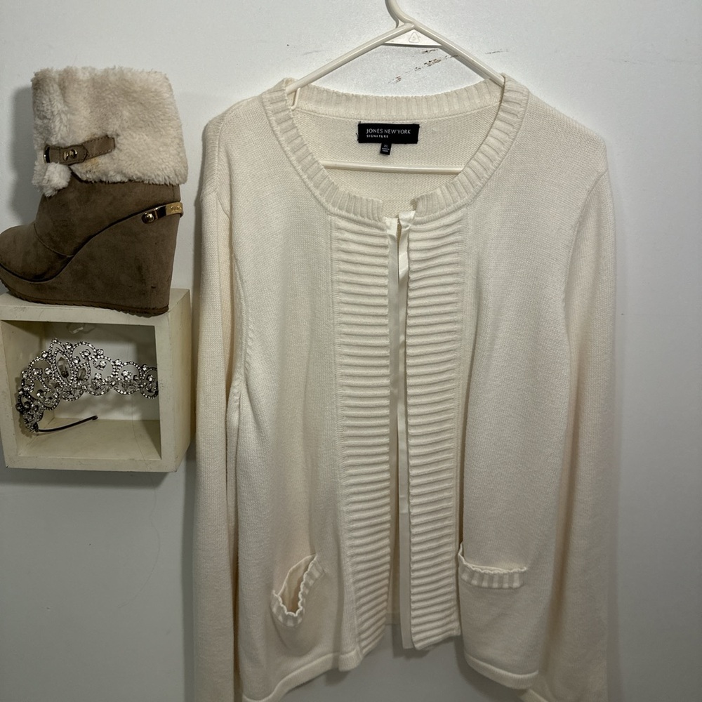 Jones New York Ivory Cardigan